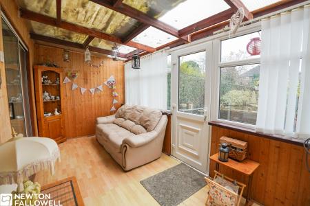 3 bedroom Semi-detached house for sale in Sandringham Road, Retford, DN22