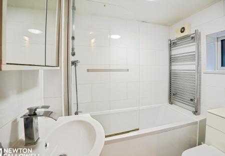 2 bedroom Flat for sale in Victoria Road, Retford, DN22