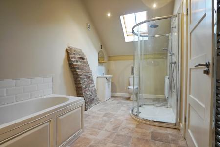 2 bedroom Detached house to let in Hickleton Hall, Doncaster, DN5