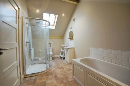 2 bedroom Detached house to let in Hickleton Hall, Doncaster, DN5