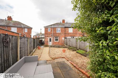3 bedroom End of terrace house for sale in Sherwood Road, Retford, DN22
