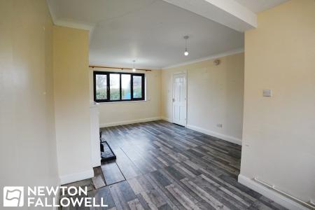 3 bedroom Semi-detached house for sale in Simon Close, Woodbeck, DN22