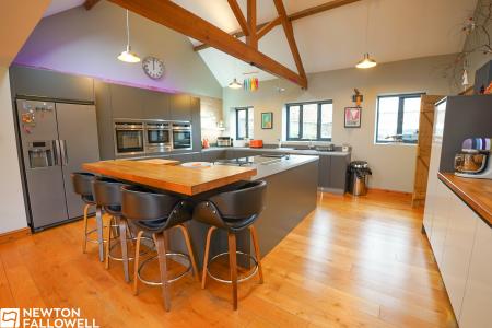 4 bedroom Barn Conversion for sale in Brough Lane, Elkesley, DN22