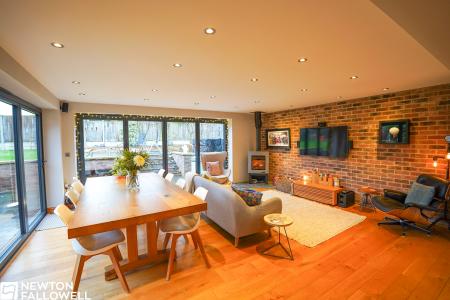 4 bedroom Barn Conversion for sale in Brough Lane, Elkesley, DN22