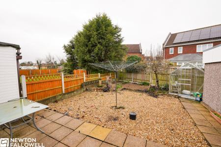 2 bedroom Semi-detached bungalow for sale in Portland Meadows, Sutton cum Lound, DN22