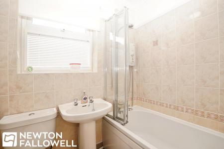 2 bedroom Semi-detached bungalow for sale in Portland Meadows, Sutton cum Lound, DN22