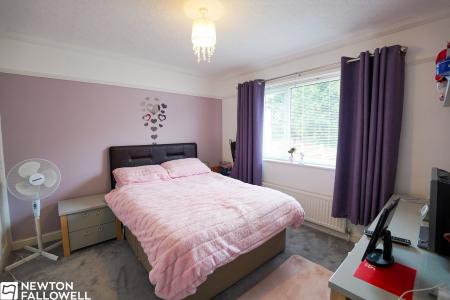 2 bedroom Semi-detached bungalow for sale in Portland Meadows, Sutton cum Lound, DN22