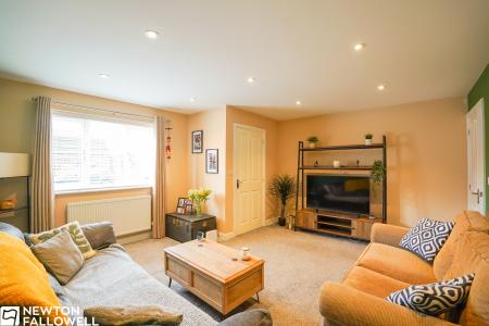 3 bedroom Semi-detached house for sale in Thrumpton Lane, Retford, DN22