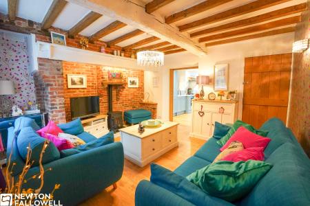 3 bedroom Detached house for sale in London Road, Retford, DN22