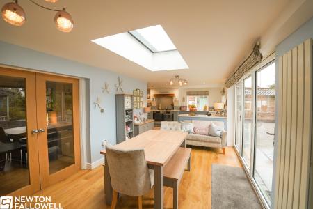 3 bedroom Detached house for sale in London Road, Retford, DN22