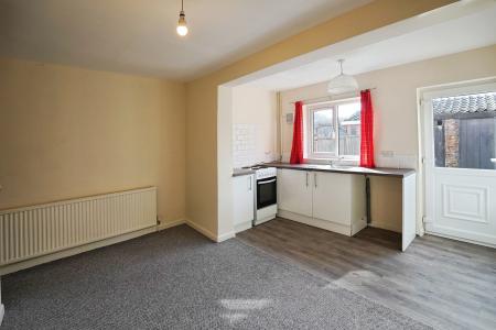 2 bedroom Terraced House to let in Cobwell Road, Retford, DN22