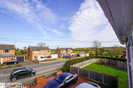 4 bedroom Detached house for sale in Grove Coach Road, Retford, DN22