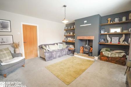 3 bedroom Semi-detached house for sale in Trent Street, Retford, DN22
