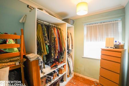 3 bedroom Terraced House for sale in High Street, Ordsall, DN22