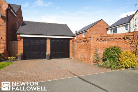 4 bedroom Detached house for sale in Bacopa Drive, Retford, DN22