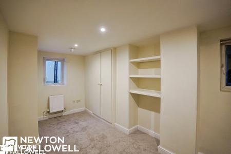 2 bedroom Flat to let in Victoria Road, Retford, DN22