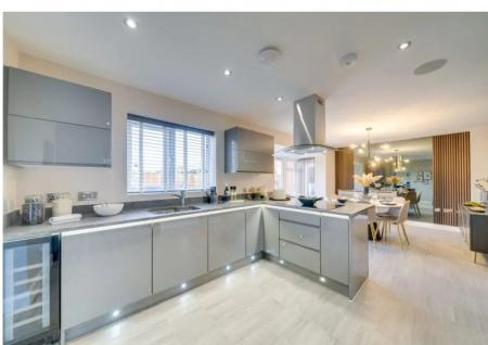 4 bedroom Detached house for sale in The Brambles, London Road, Retford, DN22