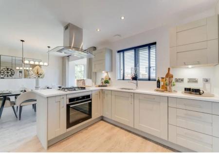 4 bedroom Detached house for sale in The Brambles, Retford, DN22