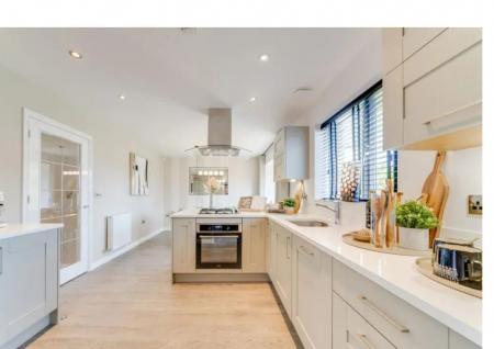 4 bedroom Detached house for sale in The Brambles, Retford, DN22