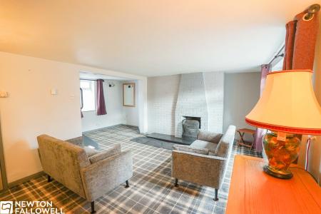 3 bedroom Semi-detached house for sale in Great North Road, Gamston, DN22