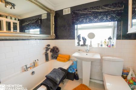 3 bedroom Semi-detached house for sale in Denman Close, Retford, DN22