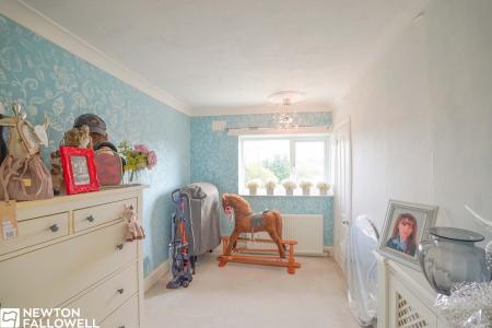 3 bedroom Semi-detached house for sale in Denman Close, Retford, DN22