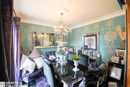 3 bedroom Semi-detached house for sale in Denman Close, Retford, DN22