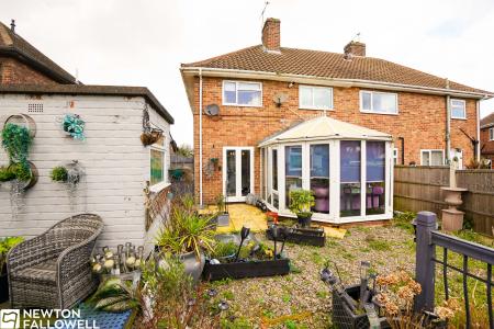 3 bedroom Semi-detached house for sale in Denman Close, Retford, DN22