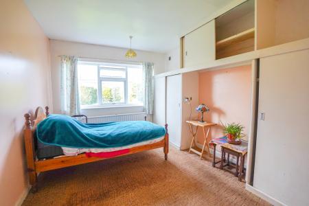 3 bedroom Bungalow for sale in Main Street Retford Nottinghamshire, North Leverton, DN22