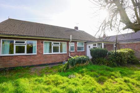 3 bedroom Bungalow for sale in Main Street Retford Nottinghamshire, North Leverton, DN22