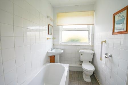 3 bedroom Bungalow for sale in Main Street Retford Nottinghamshire, North Leverton, DN22