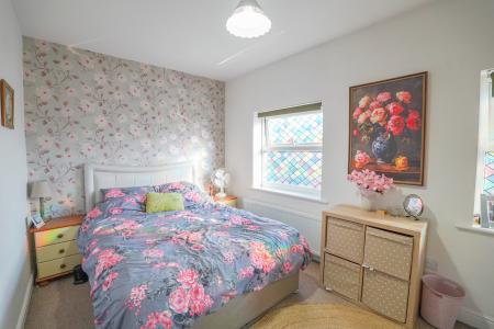 3 bedroom Town house for sale in Eldon Green, Tuxford, NG22