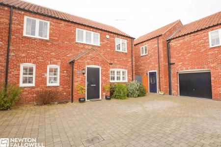 4 bedroom Detached house for sale in Blossom Grove, Retford, DN22