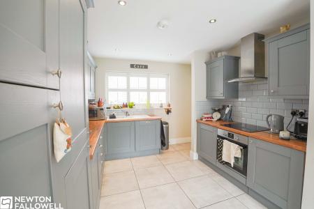 4 bedroom Detached house for sale in Blossom Grove, Retford, DN22