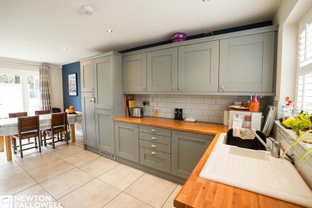 4 bedroom Detached house for sale in Blossom Grove, Retford, DN22