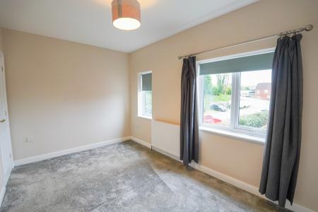 3 bedroom Town house for sale in Eldon Green, Tuxford, NG22