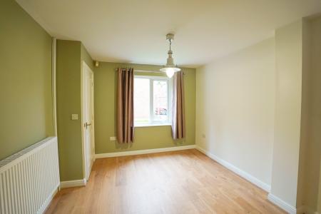 3 bedroom Town house for sale in Eldon Green, Tuxford, NG22
