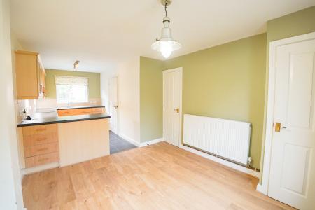 3 bedroom Town house for sale in Eldon Green, Tuxford, NG22