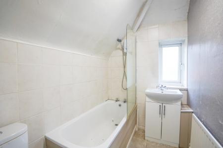 3 bedroom Semi-detached house for sale in Gamston Road, Haughton, DN22