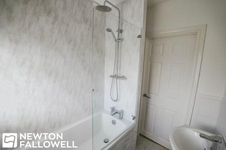 2 bedroom Terraced House to let in West Carr Road, Retford, DN22