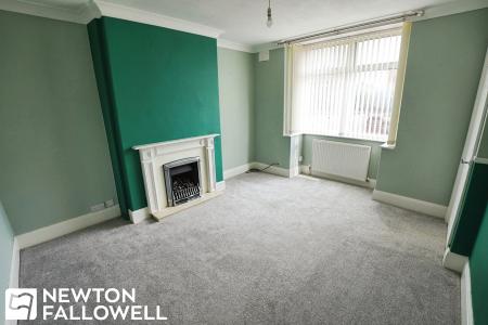 2 bedroom Terraced House to let in West Carr Road, Retford, DN22