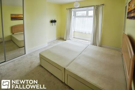 2 bedroom Terraced House to let in West Carr Road, Retford, DN22