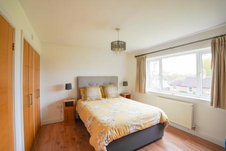 4 bedroom Detached house for sale in Top Street, Askham, NG22