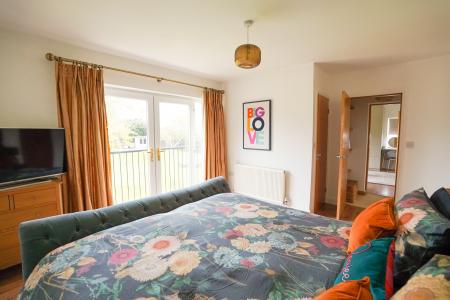 4 bedroom Detached house for sale in Top Street, Askham, NG22