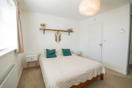 4 bedroom Detached house for sale in Monsella Grove, Retford, DN22