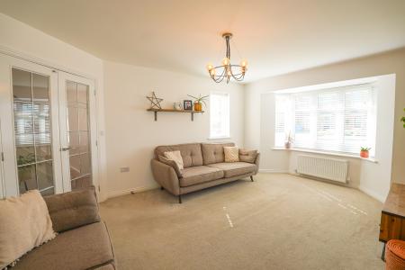 4 bedroom Detached house for sale in Monsella Grove, Retford, DN22