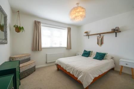 4 bedroom Detached house for sale in Monsella Grove, Retford, DN22