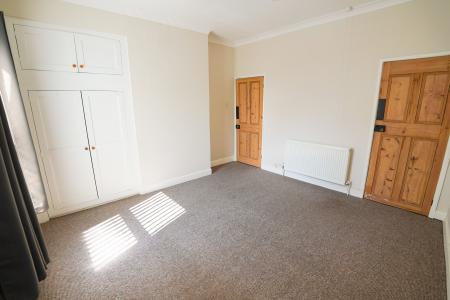 2 bedroom Terraced House to let in Savile Street, Retford, DN22