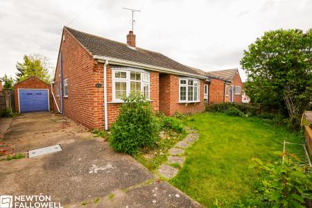 2 bedroom Bungalow for sale in Oaklands Lane, Retford, DN22