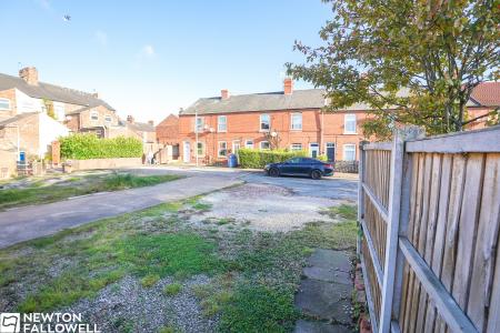 2 bedroom Terraced House to let in Hind Street, Retford, DN22